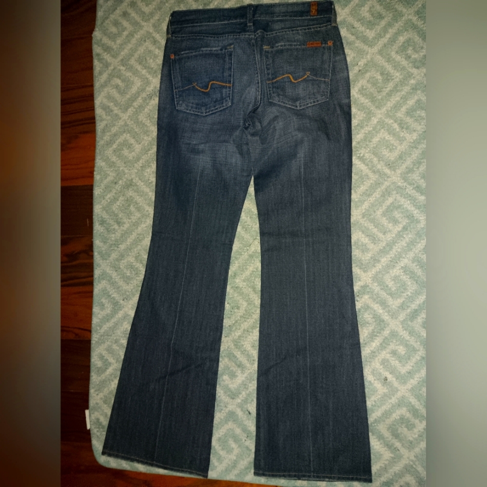 Jeans - Picture 2 of 3